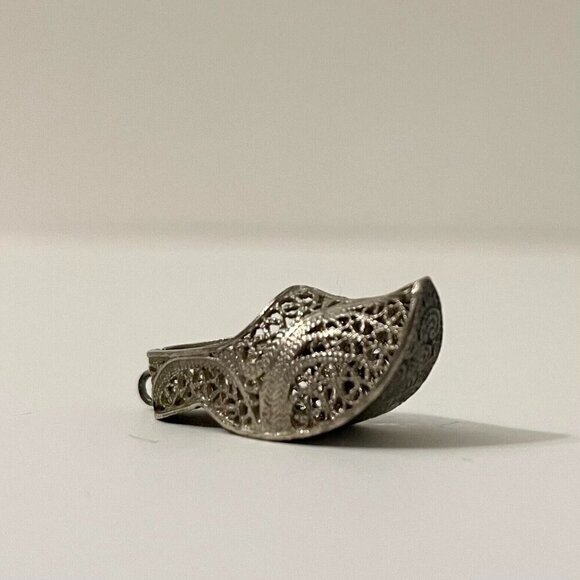 Vintage Shoe Clog Charm Filigree Pendant - Picture 5 of 14